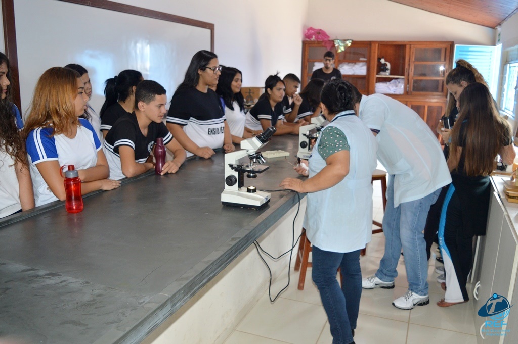 Visita dos alunos do C. E. Martins Borges ao CSCJ - CSCJ